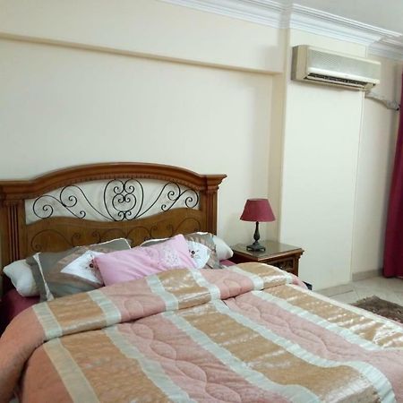 Your Dream Apartment In Agouza "Family Only" Каїр Екстер'єр фото